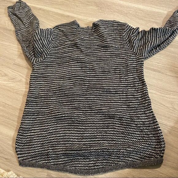 Eight eight eight grey pullover sweater large - Picture 3 of 6